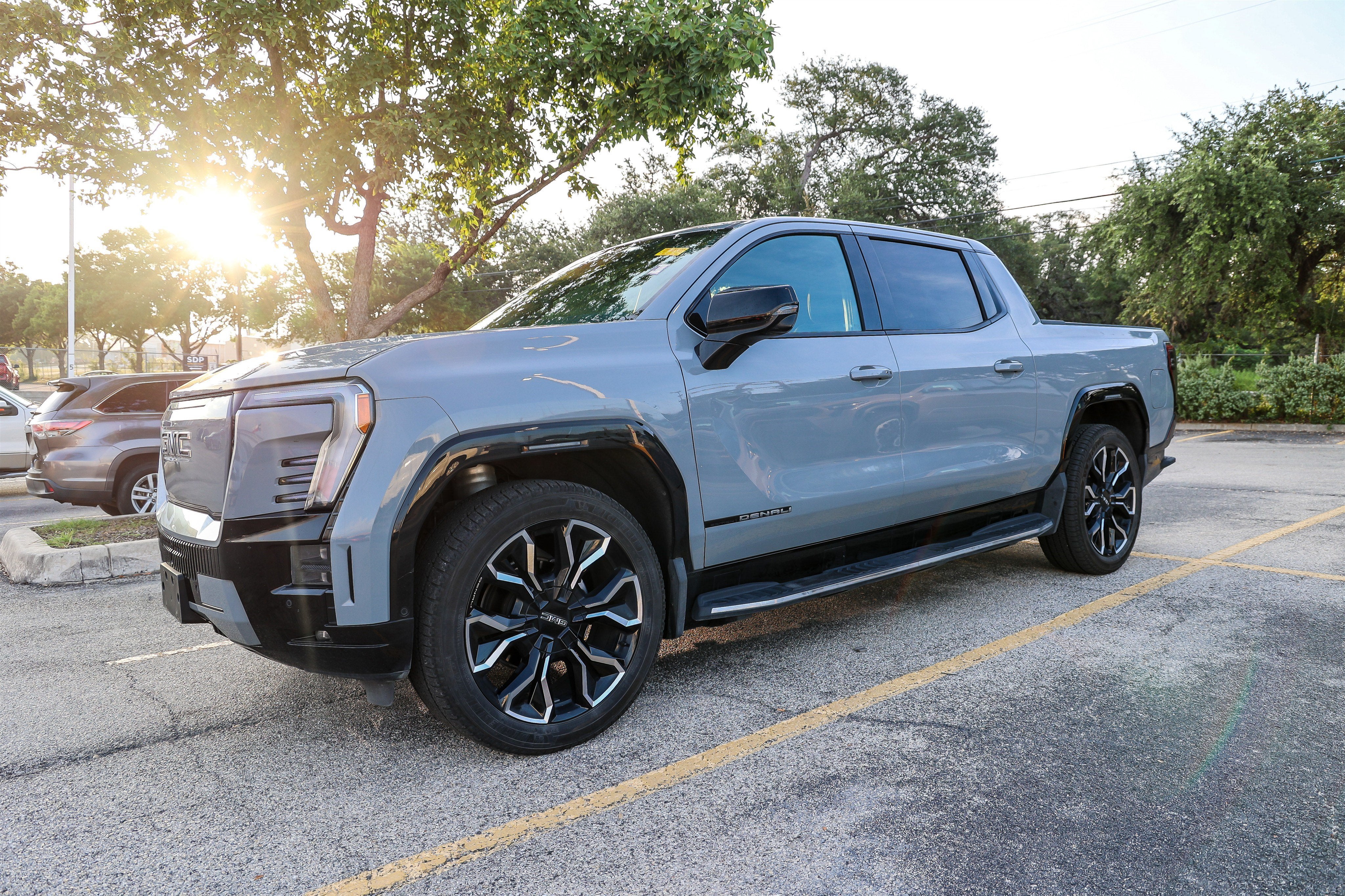 gmc sierra ev 2024 1GT401EL8RU400548 image gmc sierra ev 2024 1GT401EL8RU400548 image